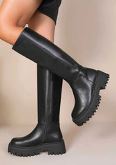 ZWARTE BOOTS
