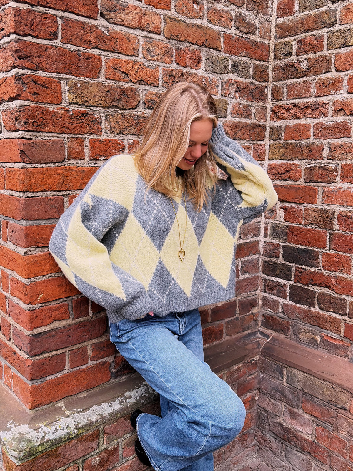 MIA SWEATER YELLOW