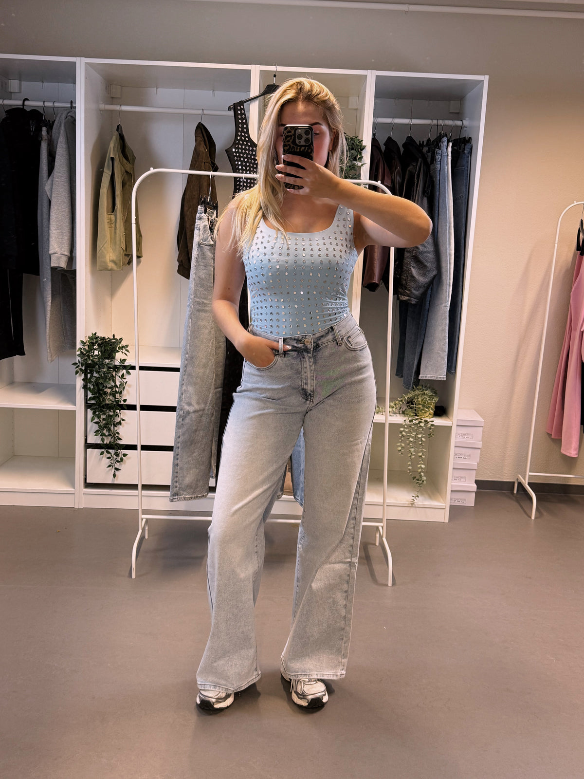 LIZZY WIDE LEG JEANS